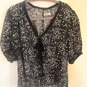 Small, Women’s Printed Blouse